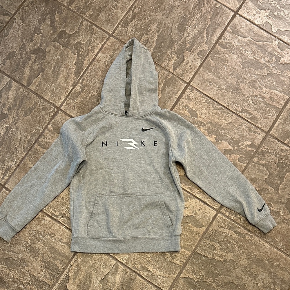 Nike Heather Gray Pullover Hoodie
